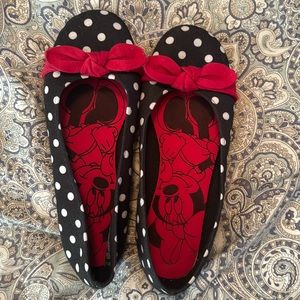 Minnie Mouse Black Whit Polka Dot Girls Flats size 5 1/2.